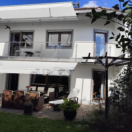 Elegantes Reihenhaus, 700 m vom See, zentral, wie neu, ruhig, grün, Kinder mindestens 6 a alt Starnberg Exterior foto