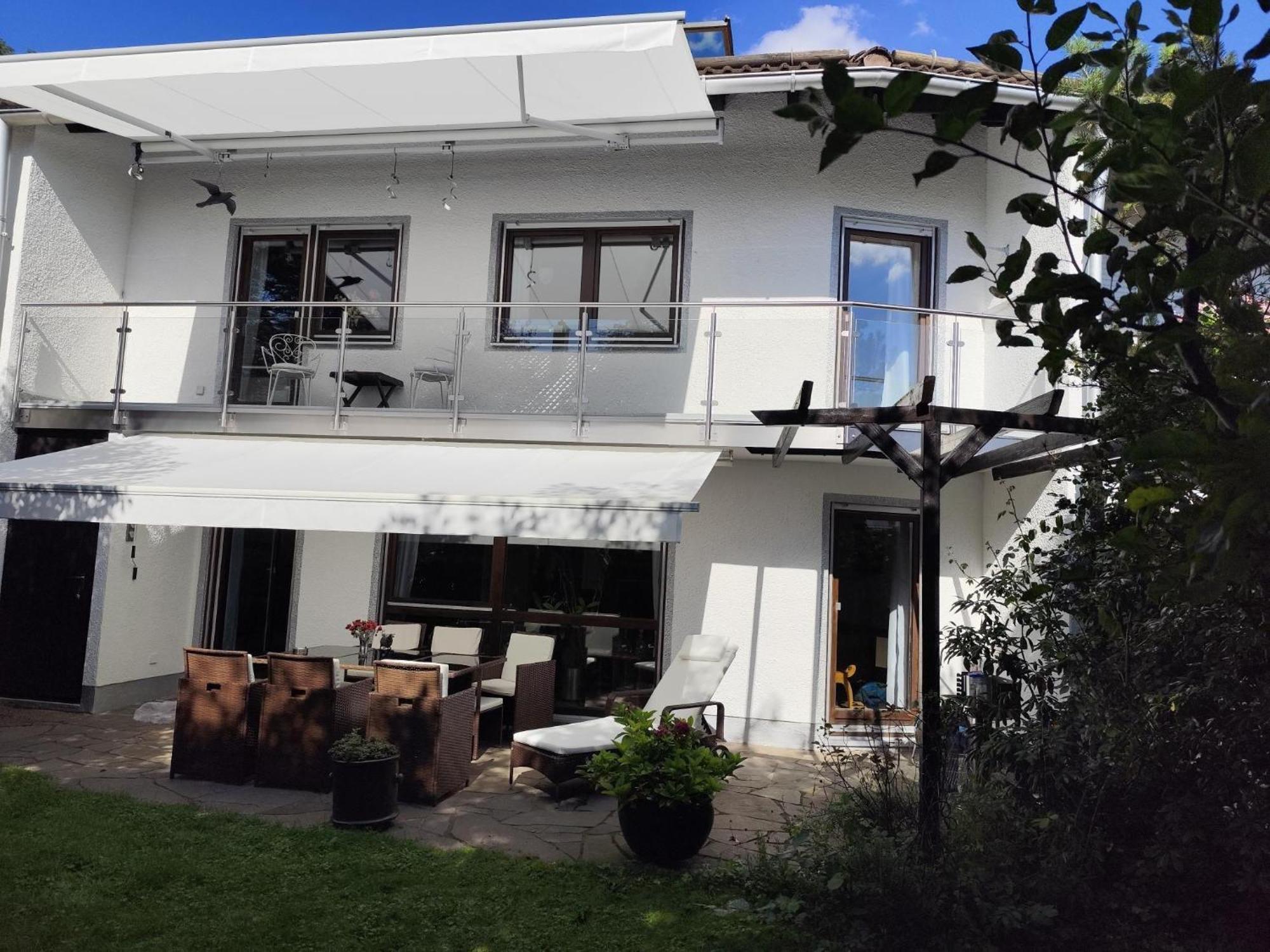 Elegantes Reihenhaus, 700 m vom See, zentral, wie neu, ruhig, grün, Kinder mindestens 6 a alt Starnberg Exterior foto