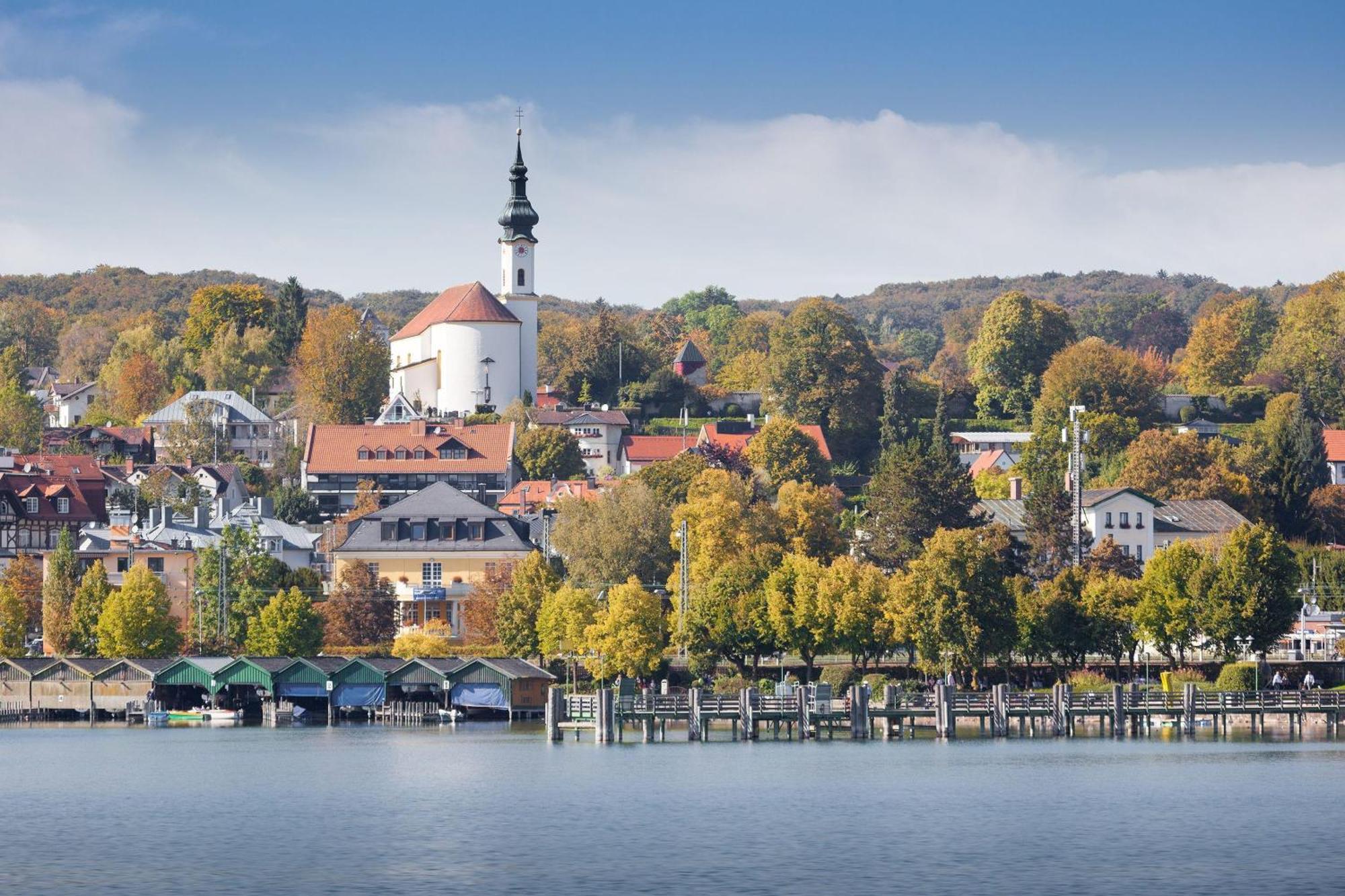 Elegantes Reihenhaus, 700 m vom See, zentral, wie neu, ruhig, grün, Kinder mindestens 6 a alt Starnberg Exterior foto