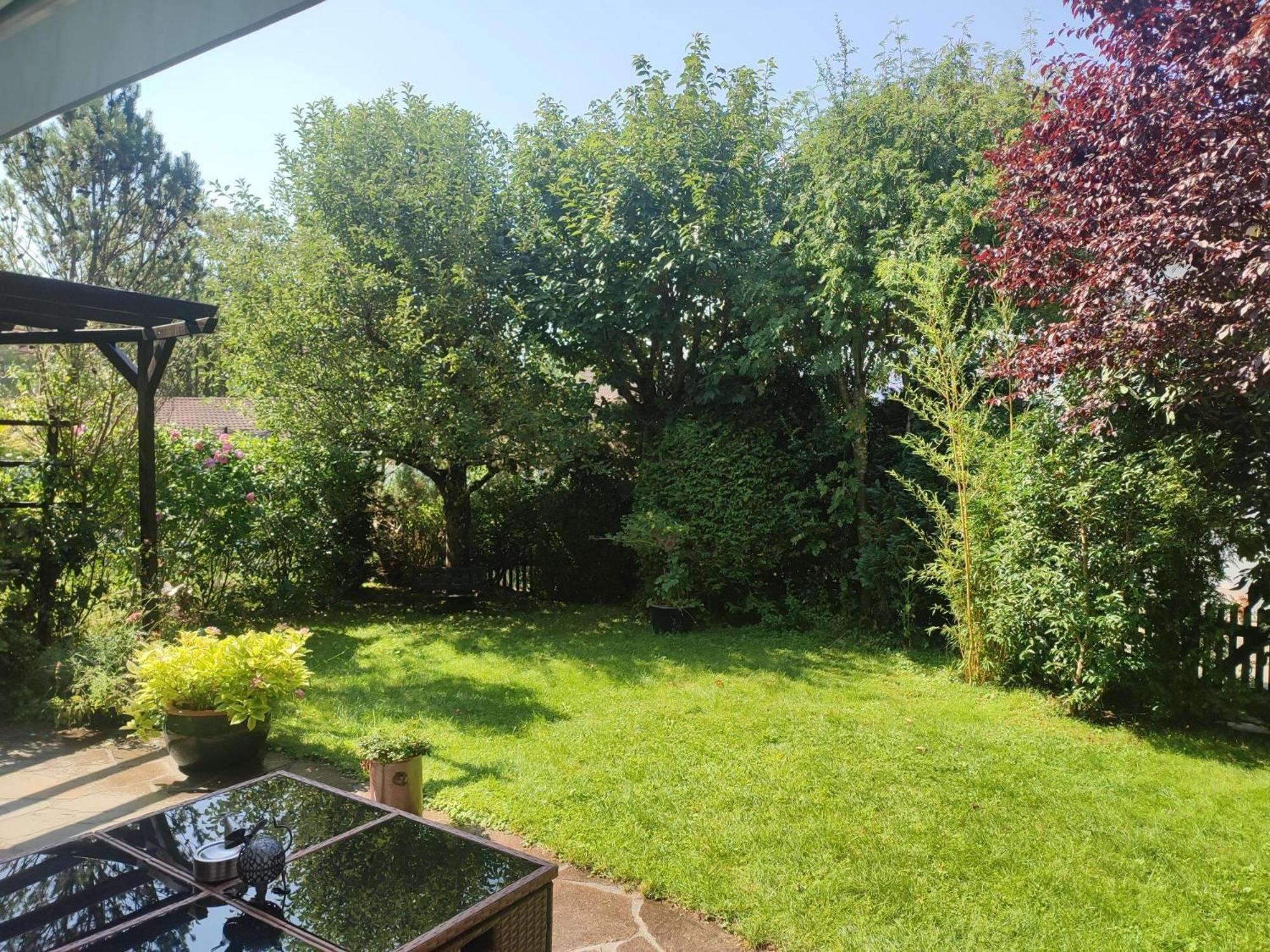 Elegantes Reihenhaus, 700 m vom See, zentral, wie neu, ruhig, grün, Kinder mindestens 6 a alt Starnberg Exterior foto