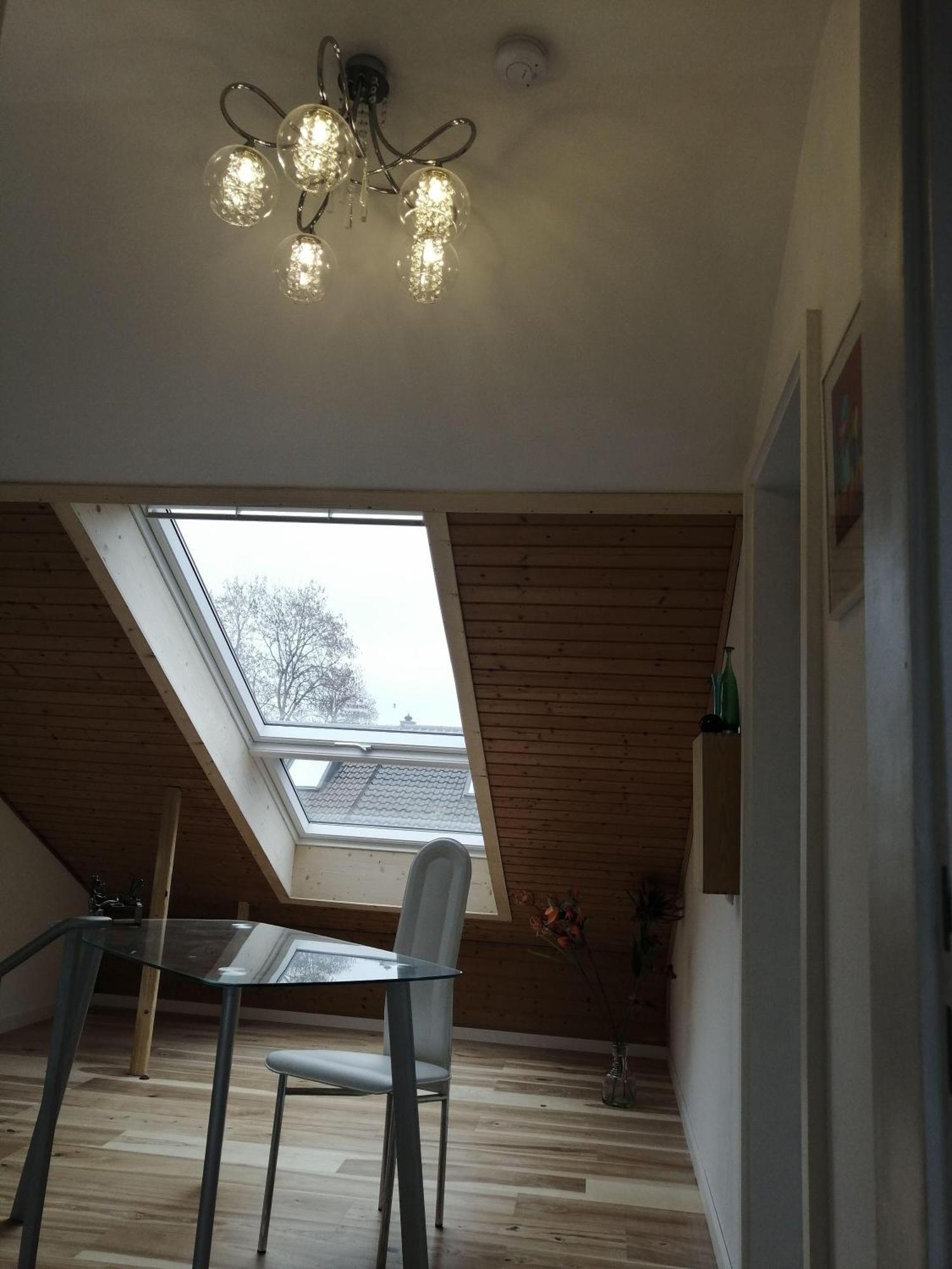 Elegantes Reihenhaus, 700 m vom See, zentral, wie neu, ruhig, grün, Kinder mindestens 6 a alt Starnberg Exterior foto